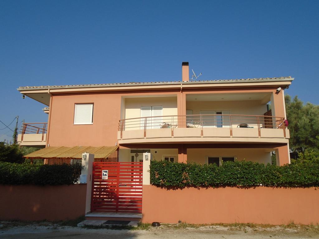 Socrates Family Apartments Kalligoni Exterior photo